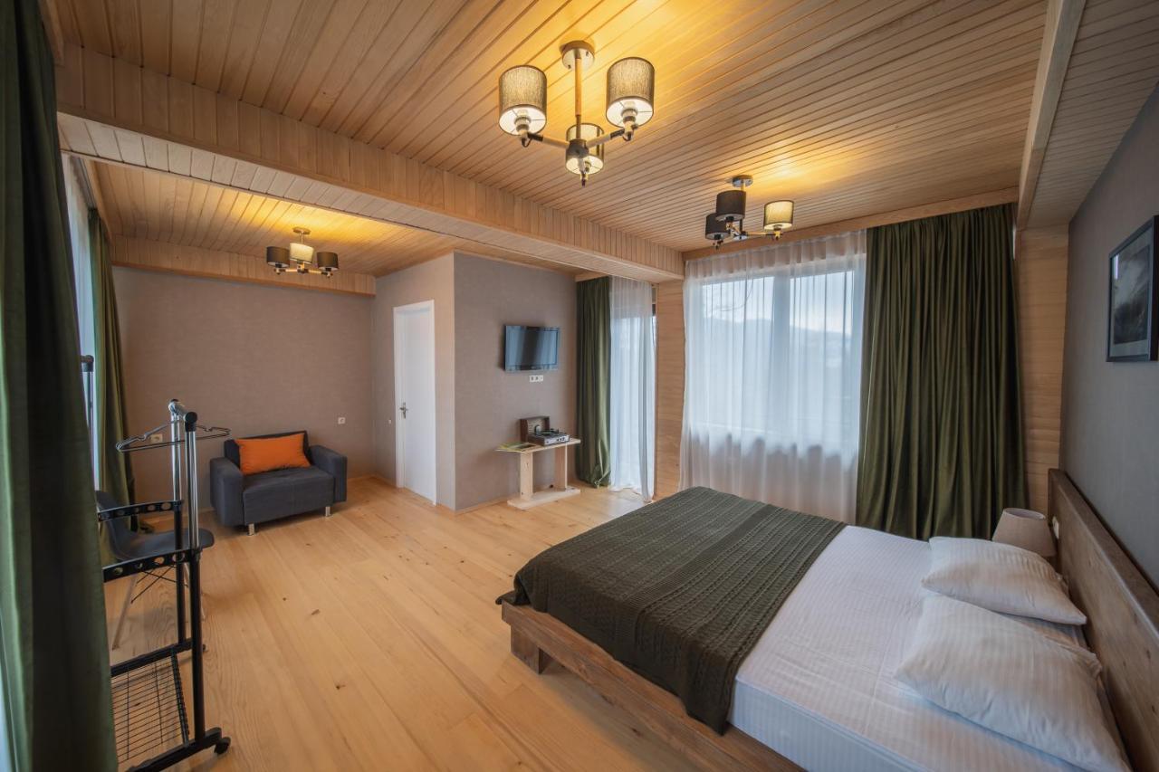 Hotel Old House מסטיה מראה חיצוני תמונה