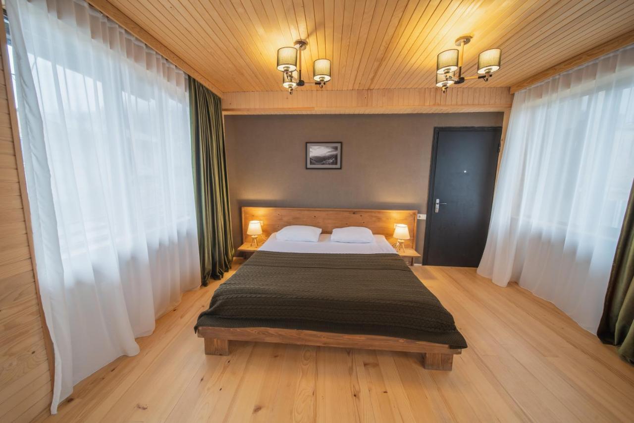 Hotel Old House מסטיה מראה חיצוני תמונה