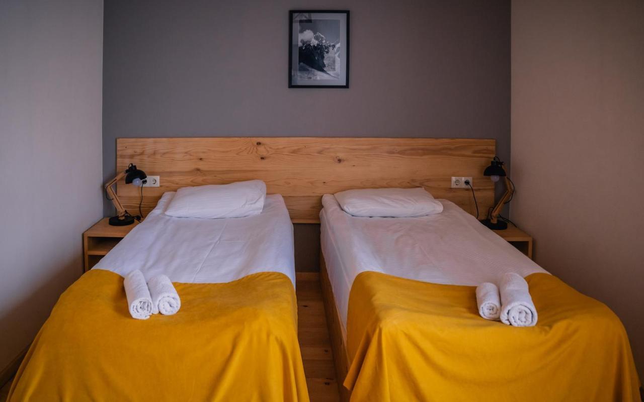 Hotel Old House מסטיה מראה חיצוני תמונה