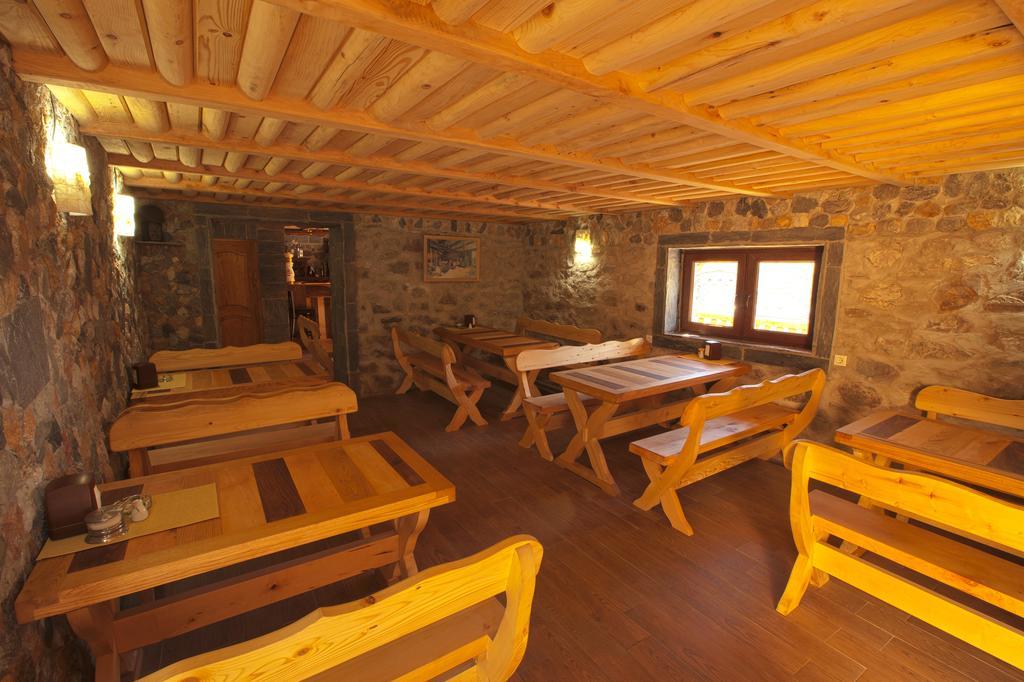 Hotel Old House מסטיה מראה חיצוני תמונה