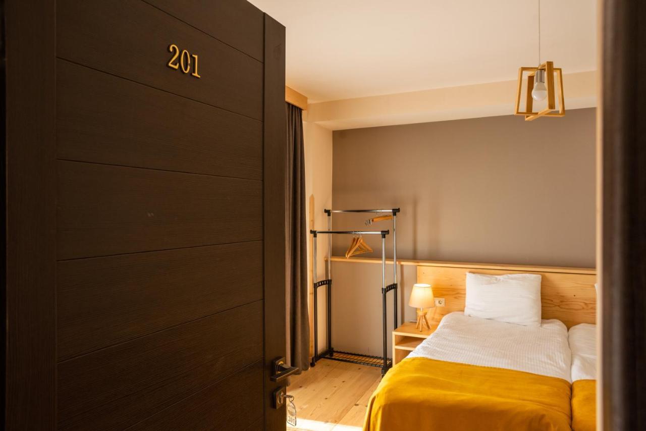 Hotel Old House מסטיה מראה חיצוני תמונה