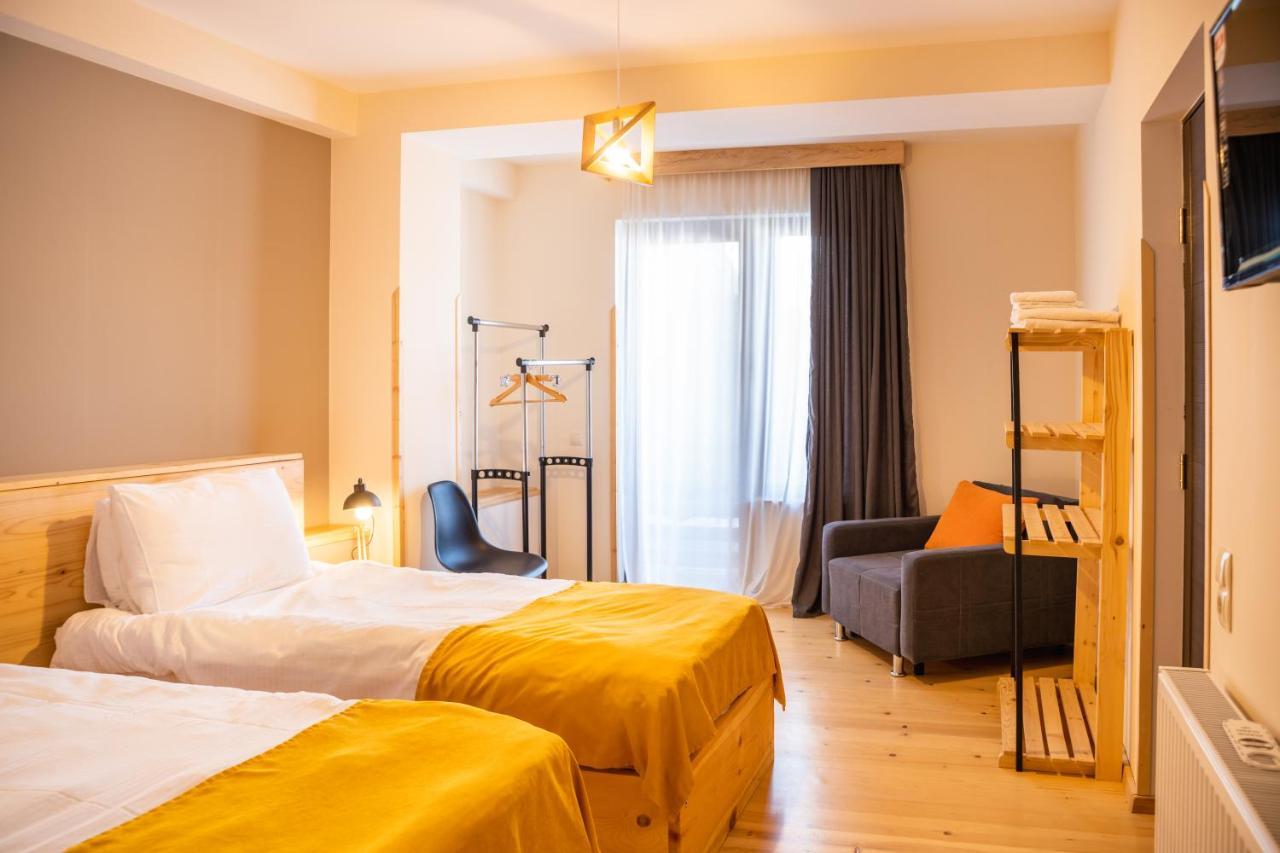 Hotel Old House מסטיה מראה חיצוני תמונה